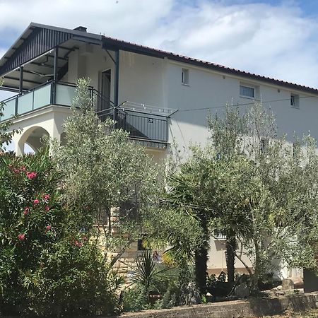 Lovely Sea View House 2 In Malinska Island Krk Exterior foto